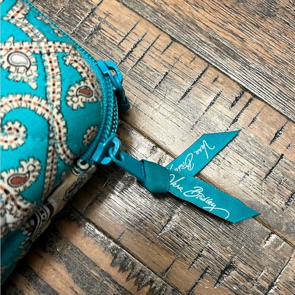 Vera Bradley Totally Turquoise IPad Hard Shell - Picture 5 of 12